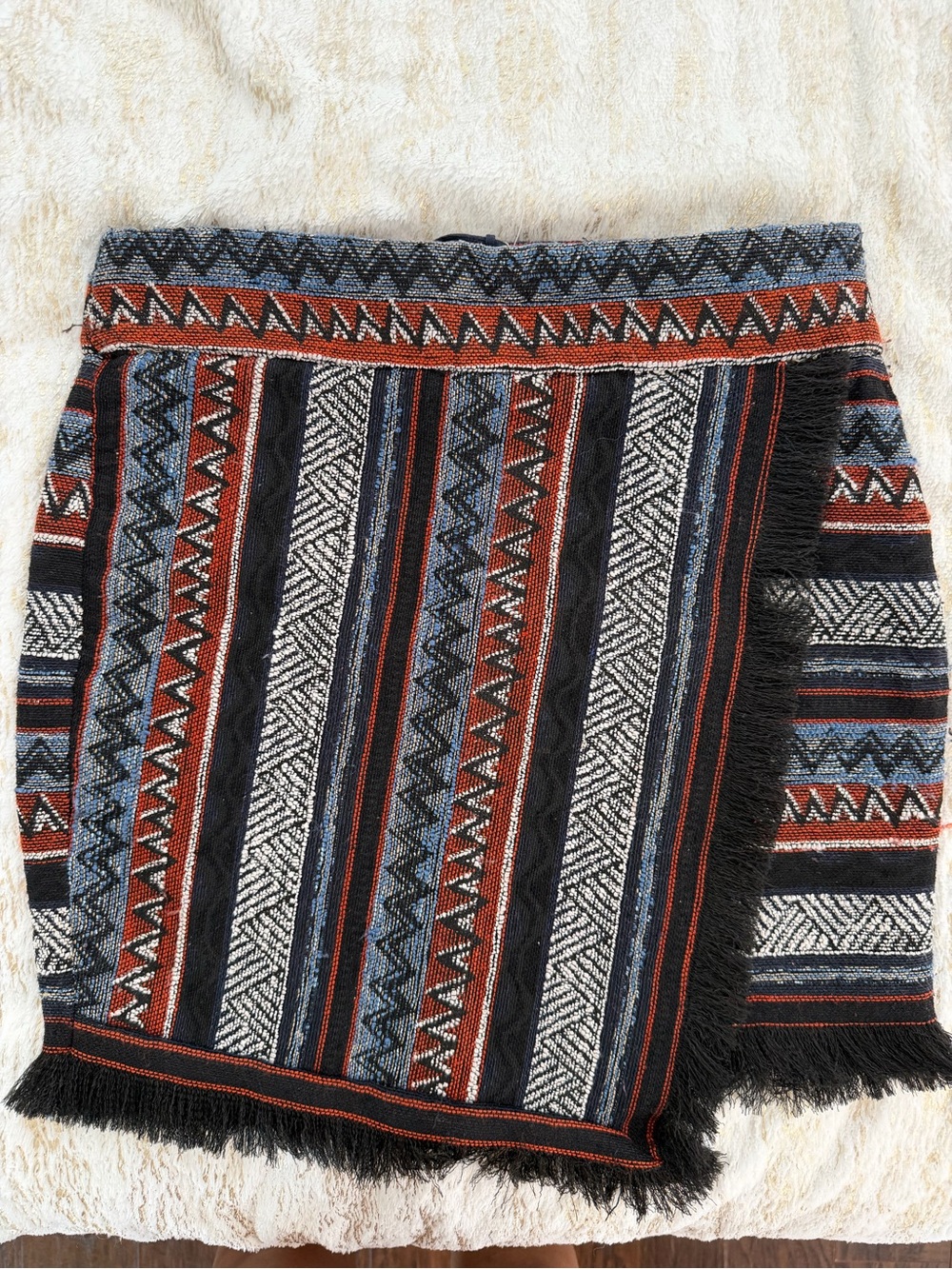 Chelsea & Violet Black, White and Red Patterned Knit Waistband Skirt